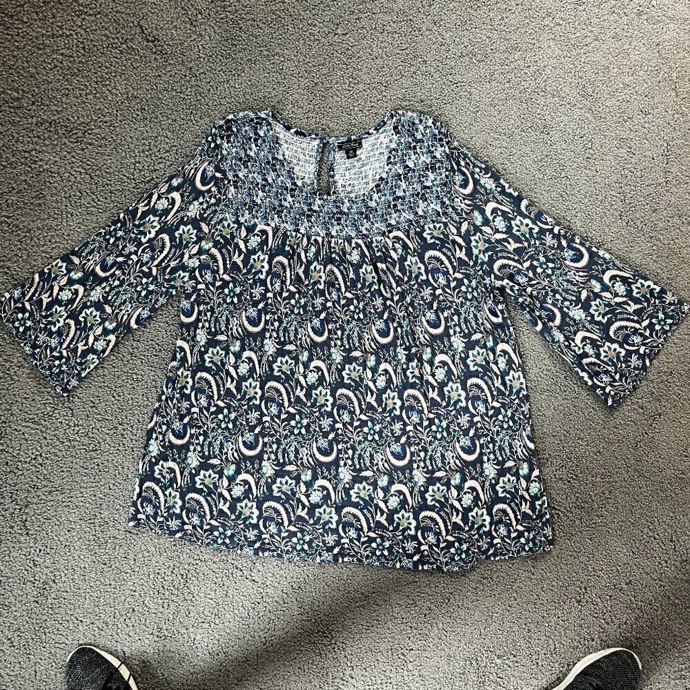 Lucky Brand 2X - Smock top Bell Sleeve Ditzy Print top - Summer Resort Wear